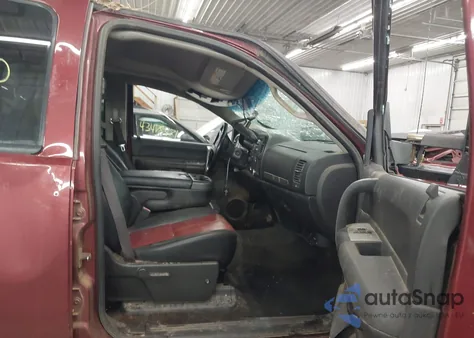 2008 Chevrolet Silverado 2500Hd Lt1 z USA, uszkodzony, nr VIN 1GCHK236X8F221994